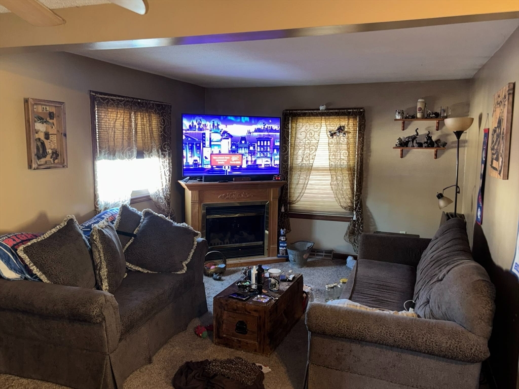 11 Rolf Avenue Chicopee, MA 01020 - Photo 16 of 21 Gallery Image 16
