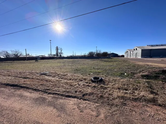 $35,000 | 105 East 15th Street, Abernathy, TX 79311