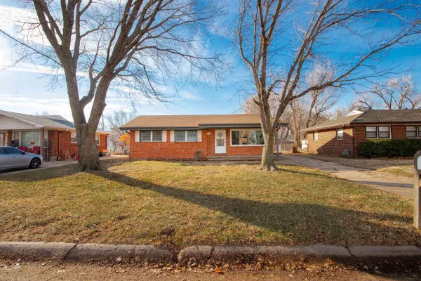 $100,000 | 517 Alexander Drive, Haysville, KS 67060