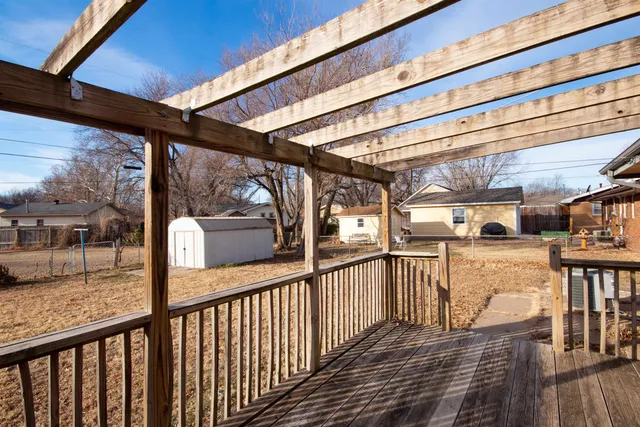 $100,000 | 517 Alexander Drive, Haysville, KS 67060