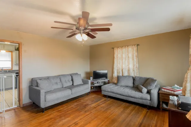 $100,000 | 517 Alexander Drive, Haysville, KS 67060