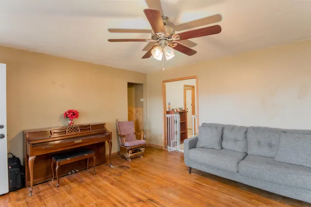 $100,000 | 517 Alexander Drive, Haysville, KS 67060