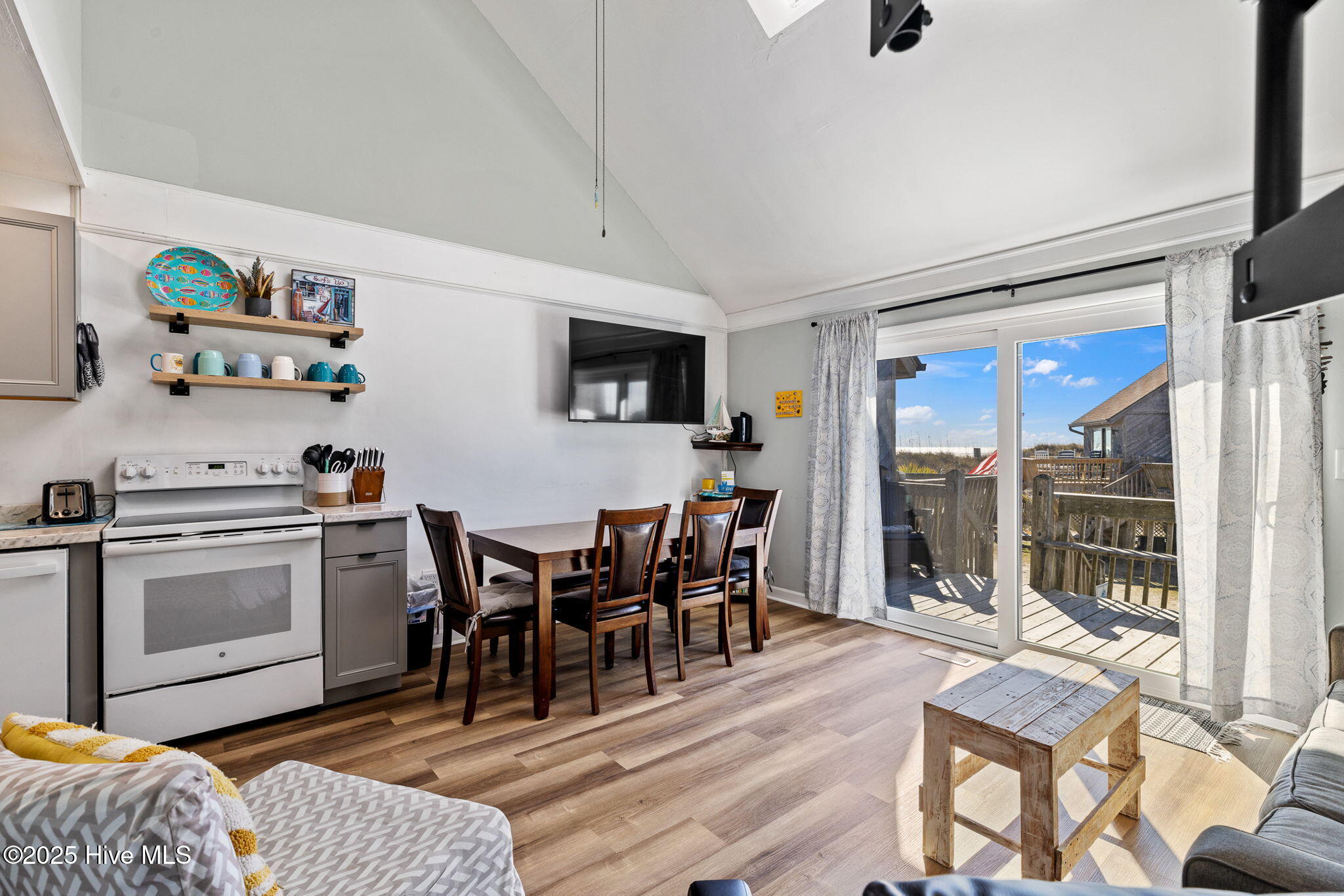 892 New River Inlet Road, Unit 4 North Topsail Beach, NC 28460 - Photo 8 of 30 6-web-or-mls-GI - 892 New River Inlet Rd