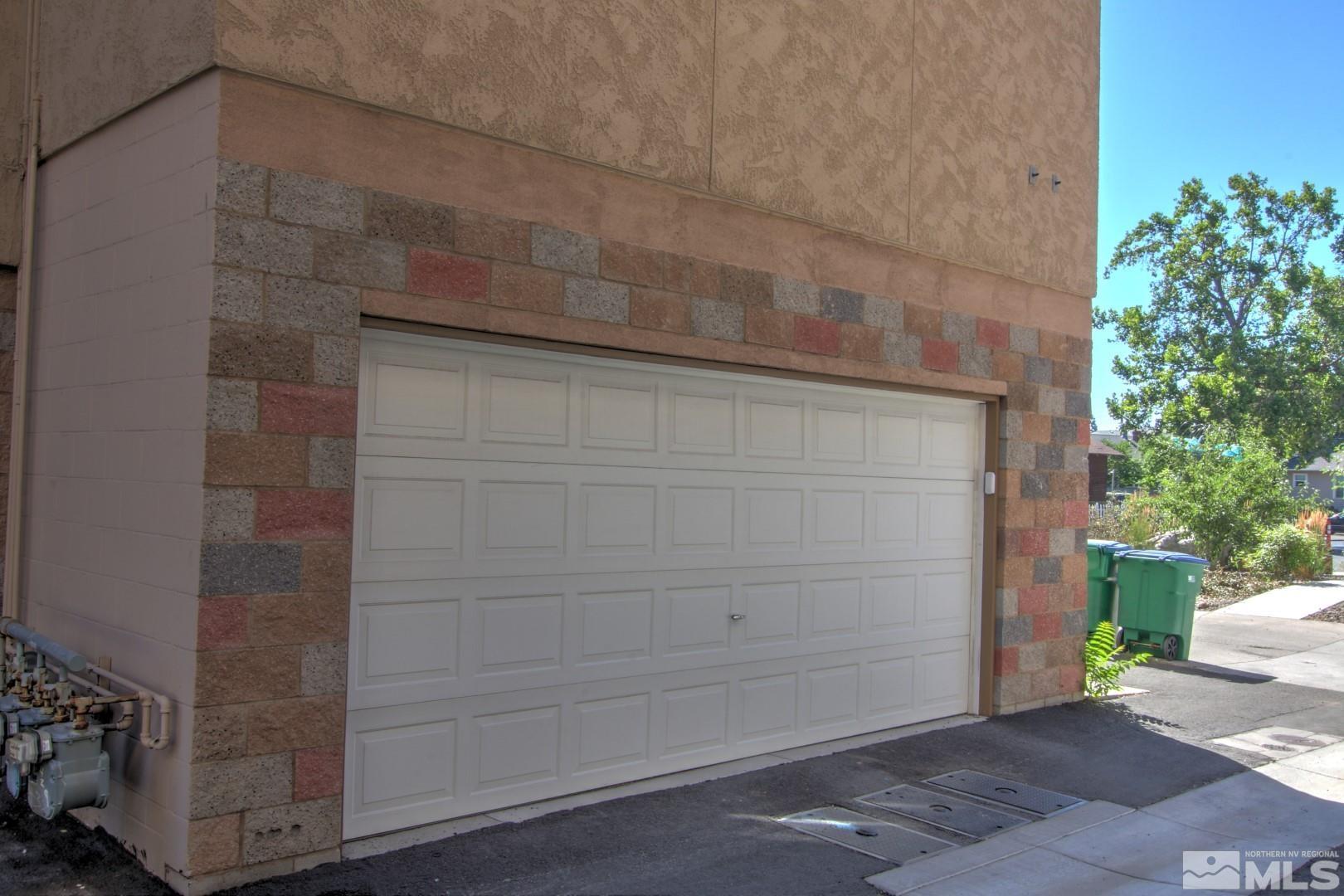 433 Holcomb Avenue Reno, NV 89502 - Photo 27 of 31 a front view of a house with a yard
