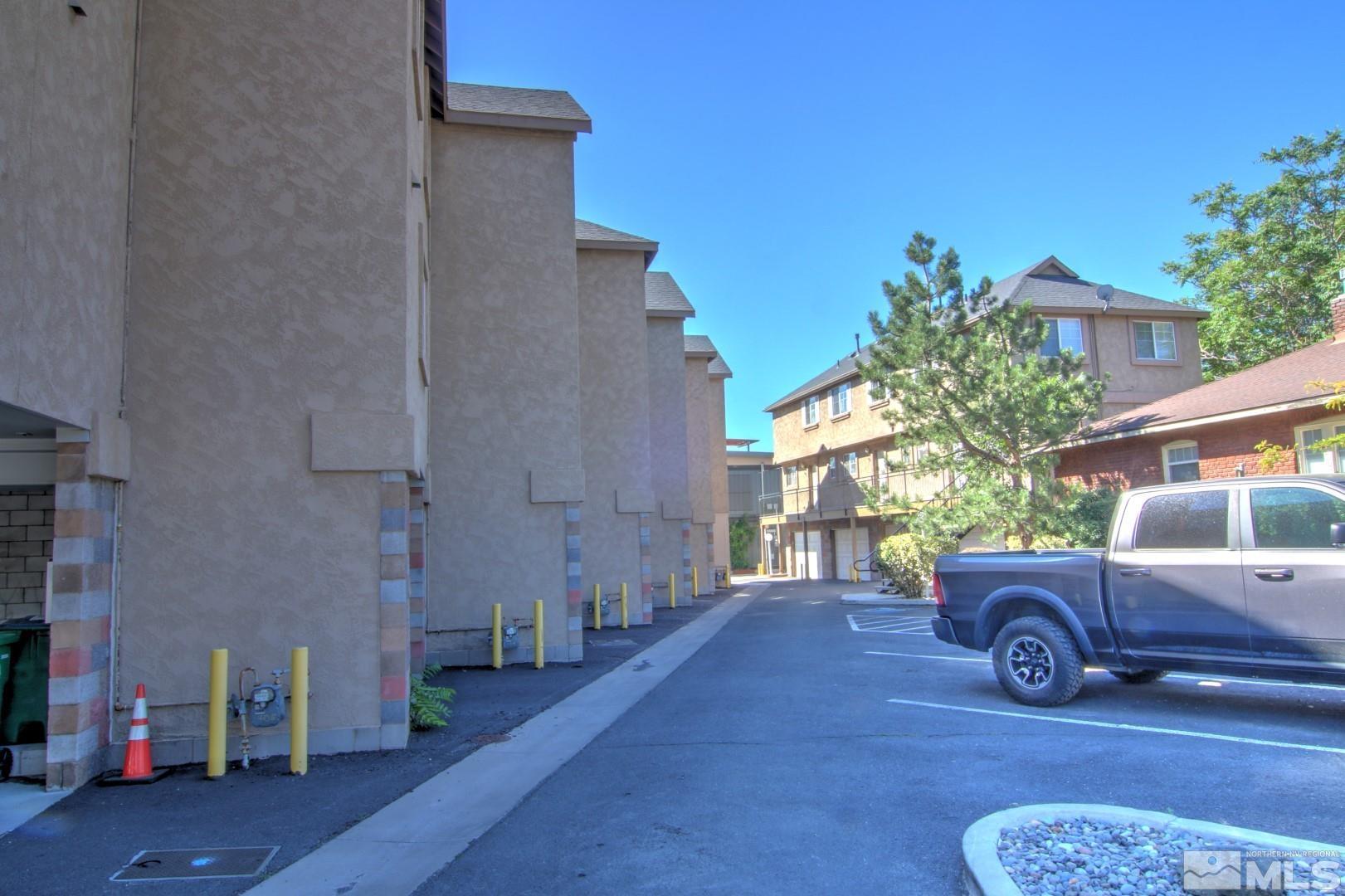 433 Holcomb Avenue Reno, NV 89502 - Photo 31 of 31 a view of outdoor space yard and patio
