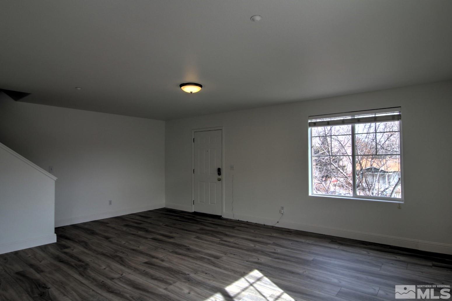 433 Holcomb Avenue Reno, NV 89502 - Photo 6 of 31 a view of an empty room and window