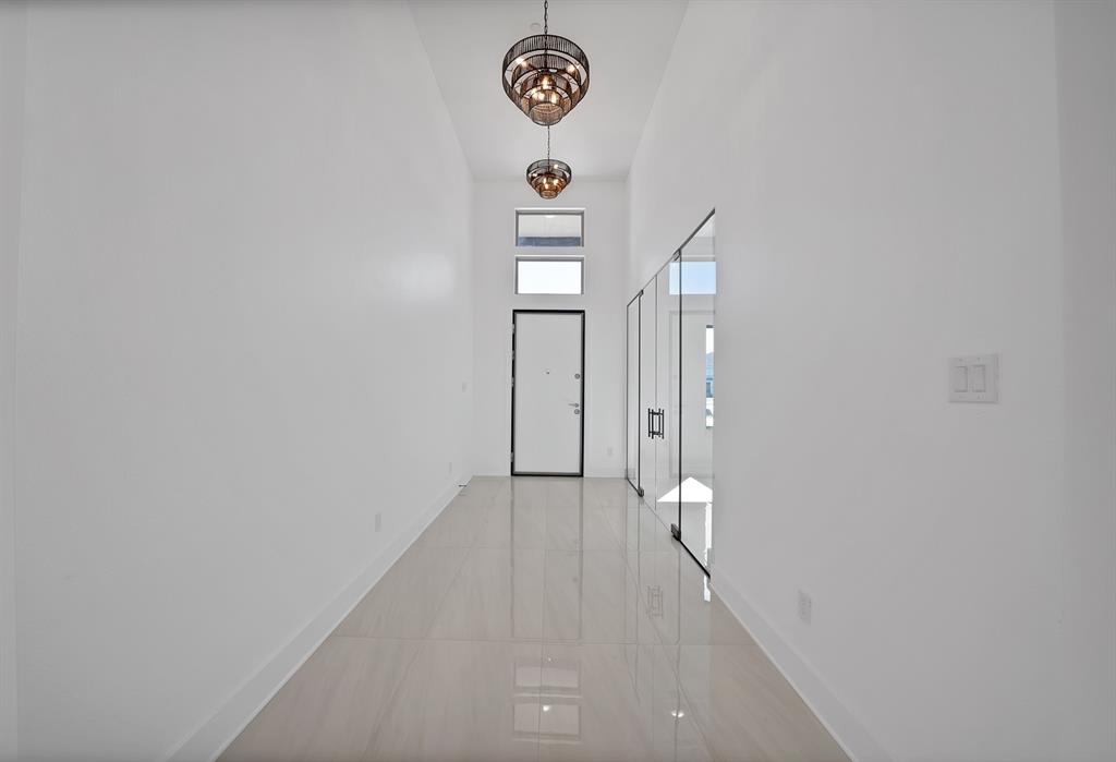 309 Whispering Way Red Oak, TX 75154 - Photo 5 of 36 entry way