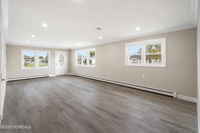 $399,900 | 3 Bonaire Drive, Toms River, NJ 08757