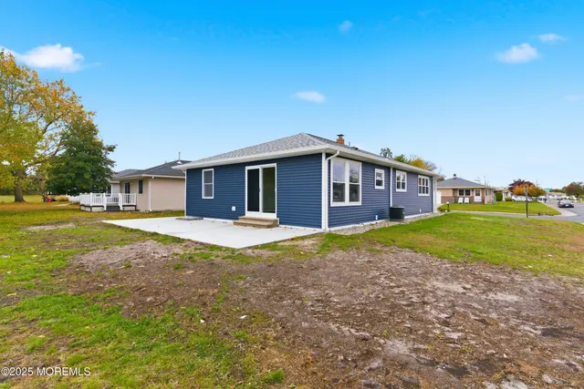 $399,900 | 3 Bonaire Drive, Toms River, NJ 08757