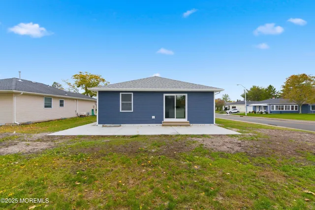 $399,900 | 3 Bonaire Drive, Toms River, NJ 08757