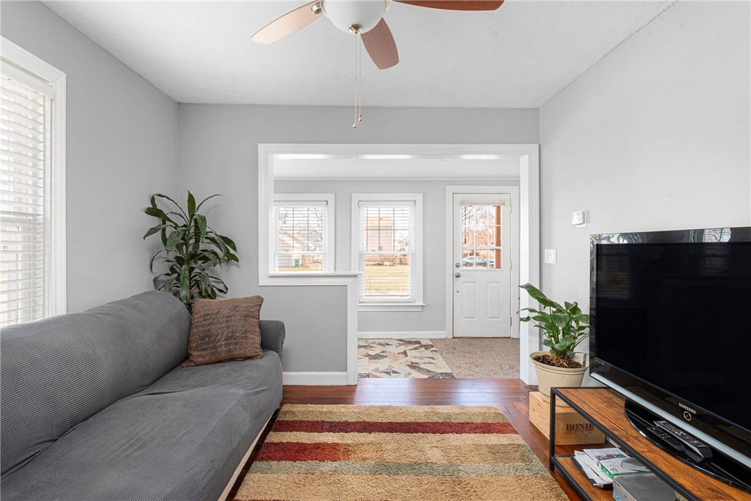 187 Wendell Road Warwick, RI 02888 - Photo 7 of 41 Gallery Image 7