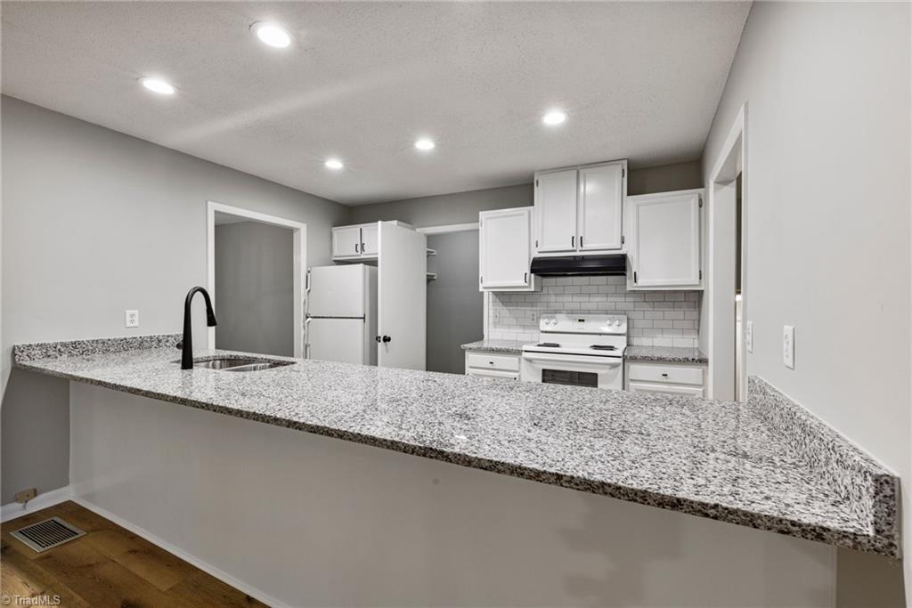 914 Tamworth Road Asheboro, NC 27203 - Photo 18 of 41