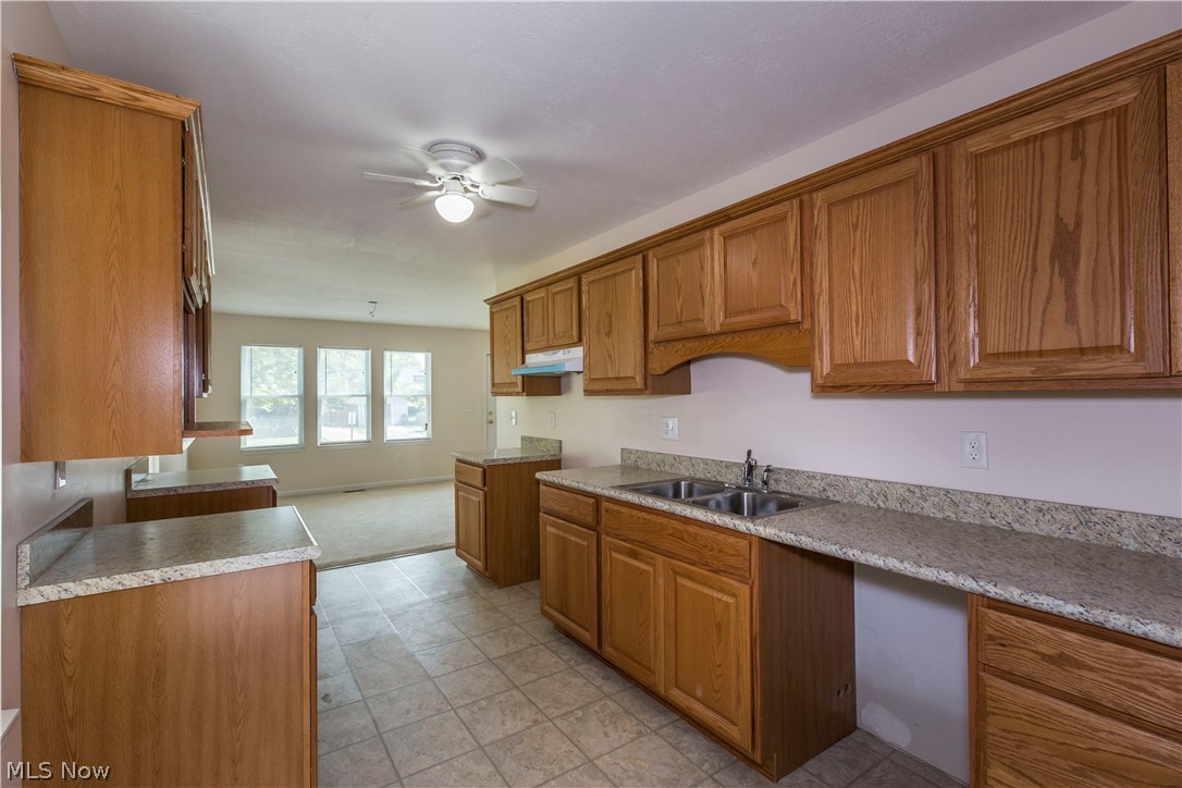 23804 Knickerbocker Road Bay Village, OH 44140 - Photo 11 of 33 Gallery Image 11