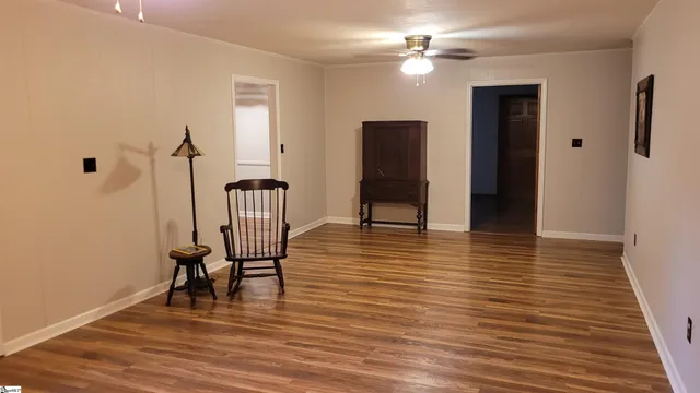 $275,000 | 102 Brookwood Lane, Greenwood, SC 29646