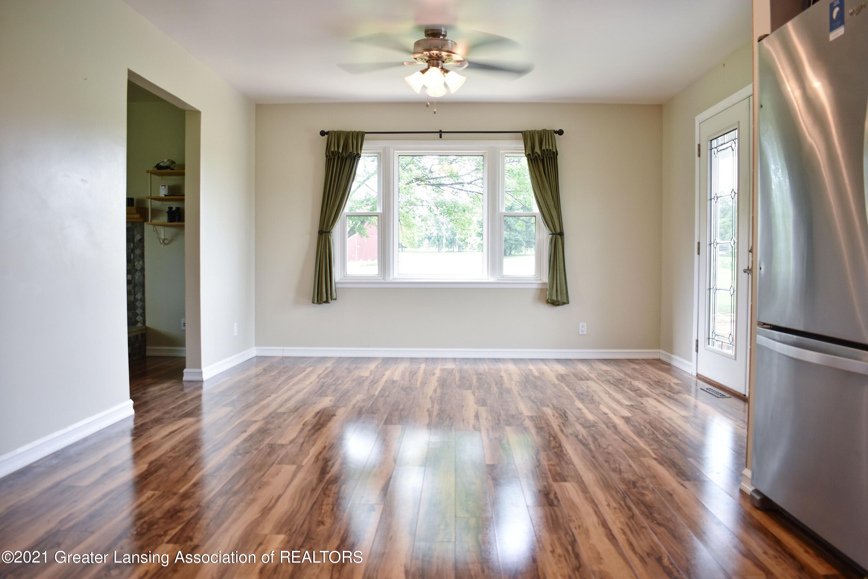 2989 Kalmbach Road Chelsea, MI 48118 - Photo 11 of 45 44