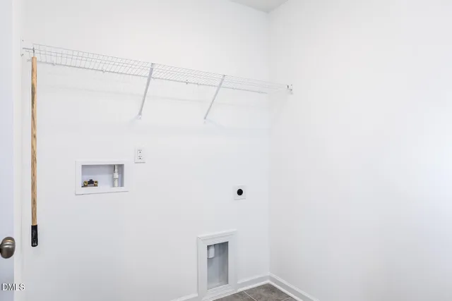 $449,999 | 186 Hickory Grv Drive, Sanford, NC 27330