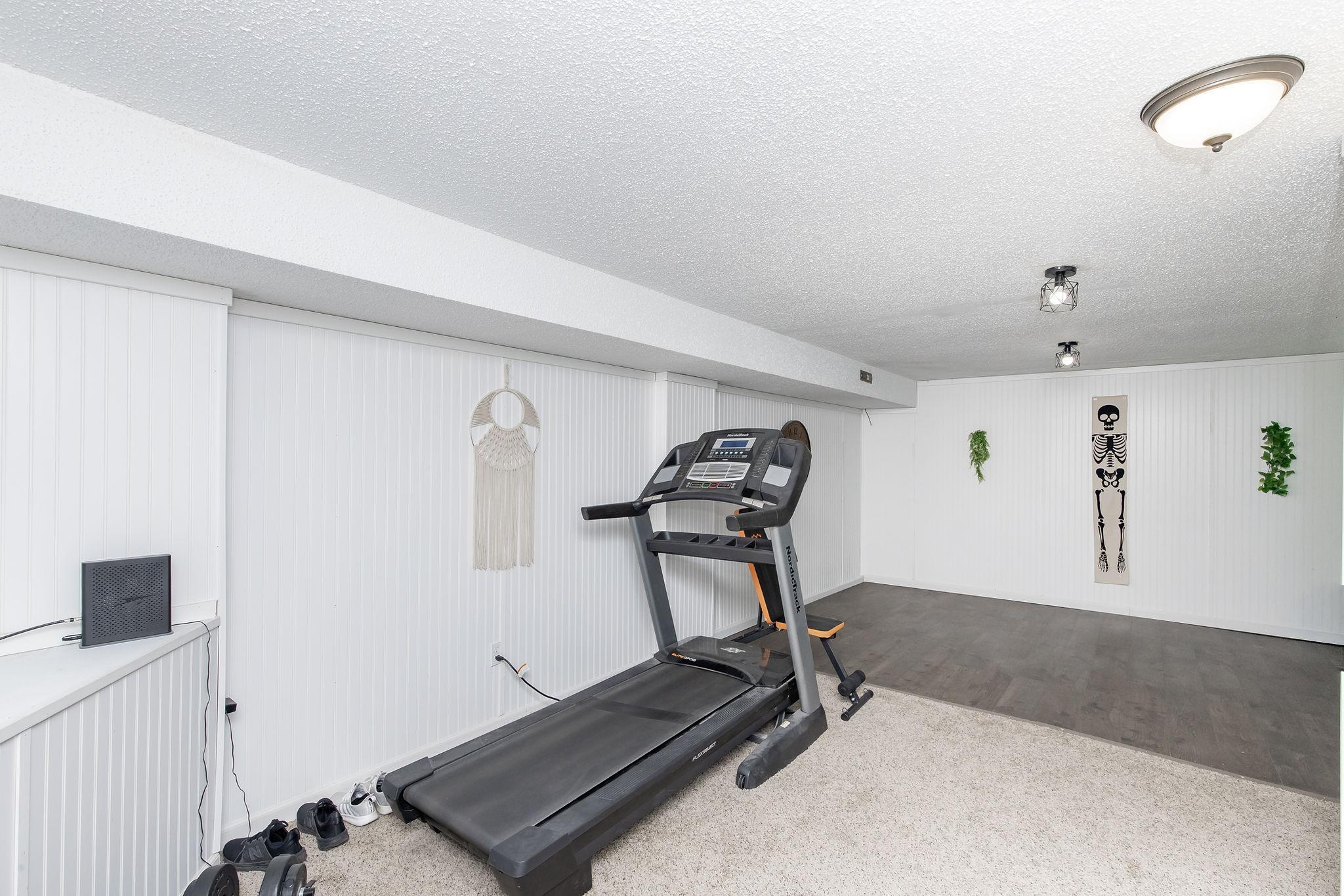 1721 42nd Street South Fargo, ND 58103 - Photo 37 of 47
