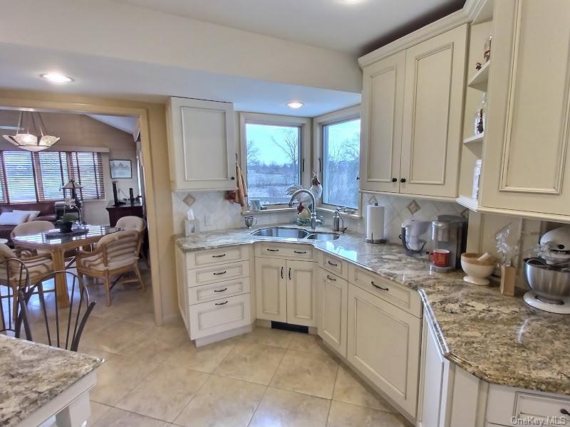 3421 Turf Road Oceanside, NY 11572 - Photo 32 of 50