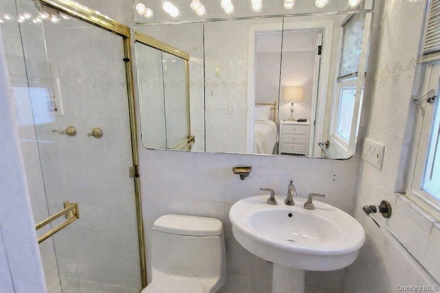 3421 Turf Road Oceanside, NY 11572 - Photo 39 of 50