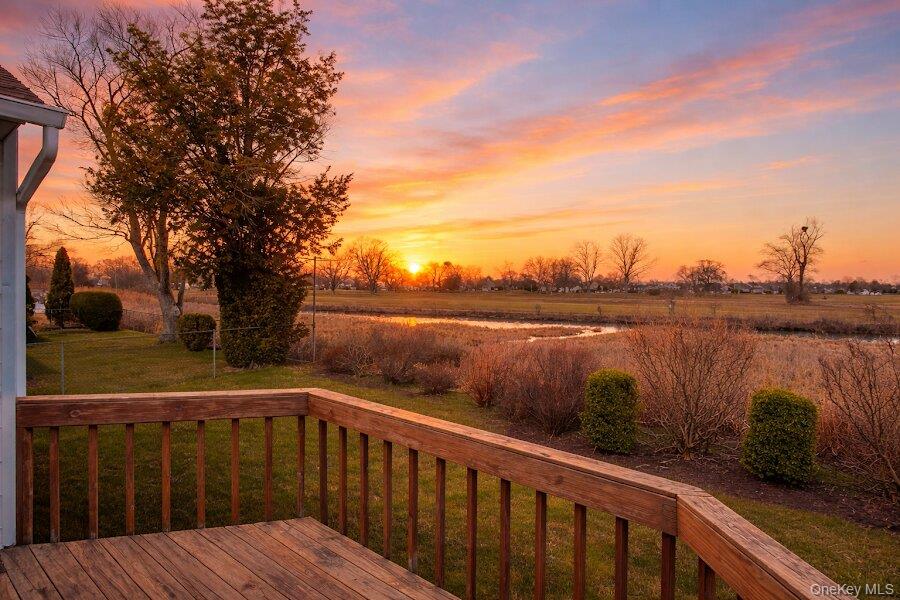 3421 Turf Road Oceanside, NY 11572 - Photo 8 of 50