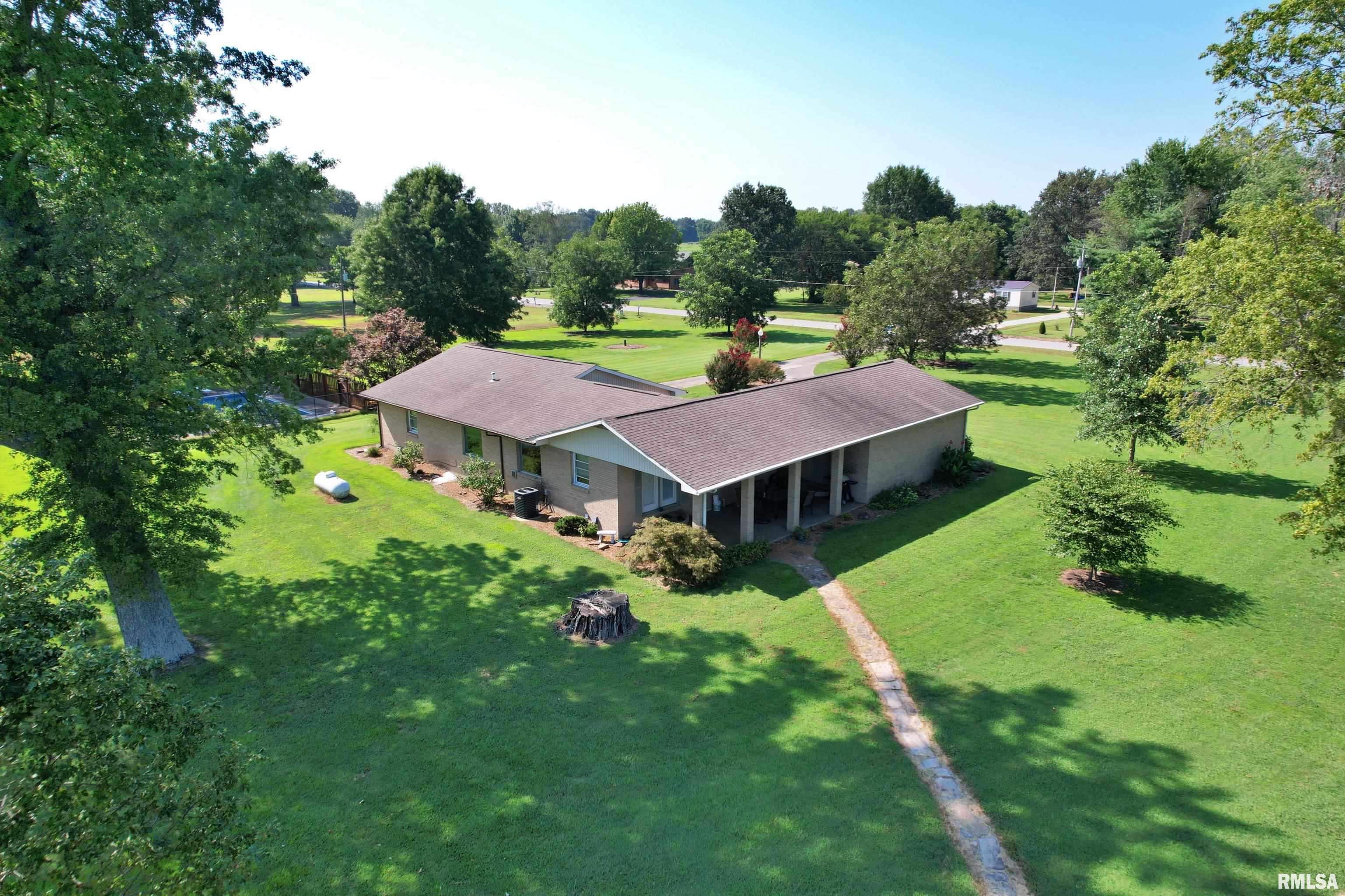 970 Country Club Road Metropolis, IL 62960 - Photo 8 of 69