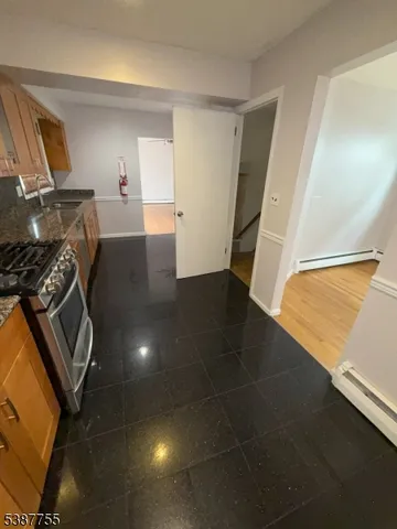 $2,900 | 134 Oak Street, Rahway, NJ 07065