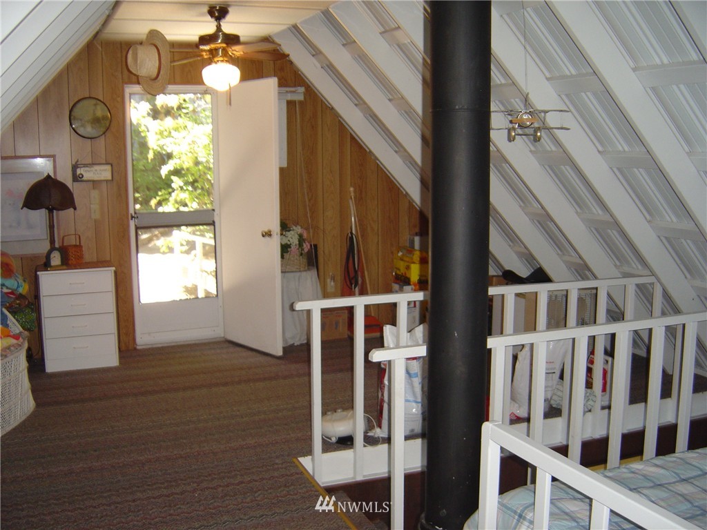 10230 South Lakeshore Road Chelan, WA 98816 - Photo 14 of 16 Gallery Image 14