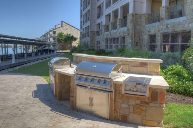 $2,500 | 101 West Bank, Unit 52, Horseshoe Bay, TX 78657