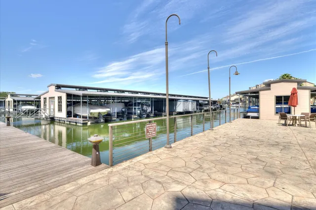 $2,500 | 101 West Bank, Unit 52, Horseshoe Bay, TX 78657