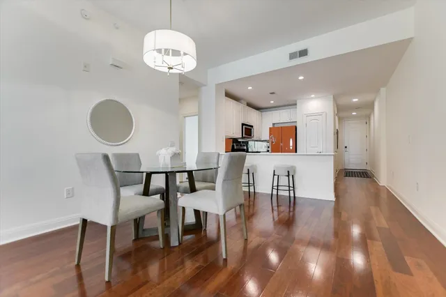 $2,500 | 101 West Bank, Unit 52, Horseshoe Bay, TX 78657