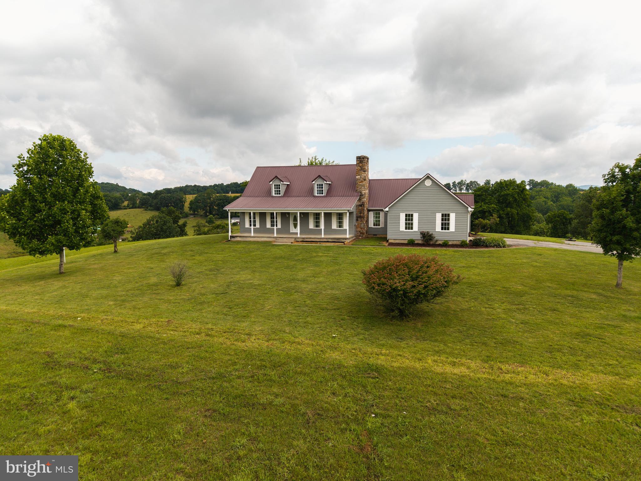 2046 Simms Hill Road Lindside, WV 24951 - Photo 8 of 69