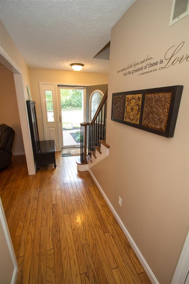 7351 Old State Road Evansville, IN 47710 - Photo 5 of 19 Gallery Image 5