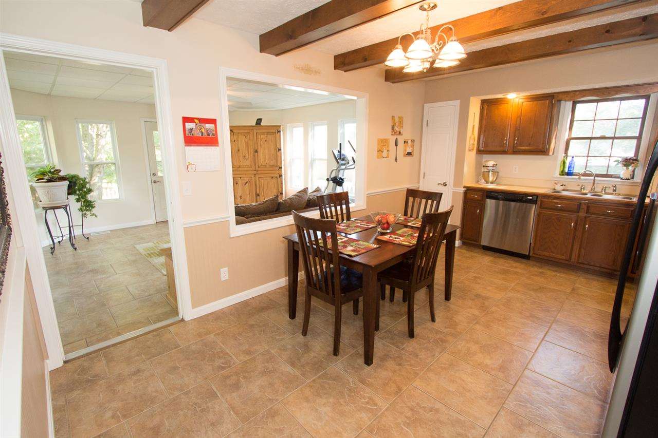 7351 Old State Road Evansville, IN 47710 - Photo 7 of 19 Gallery Image 7