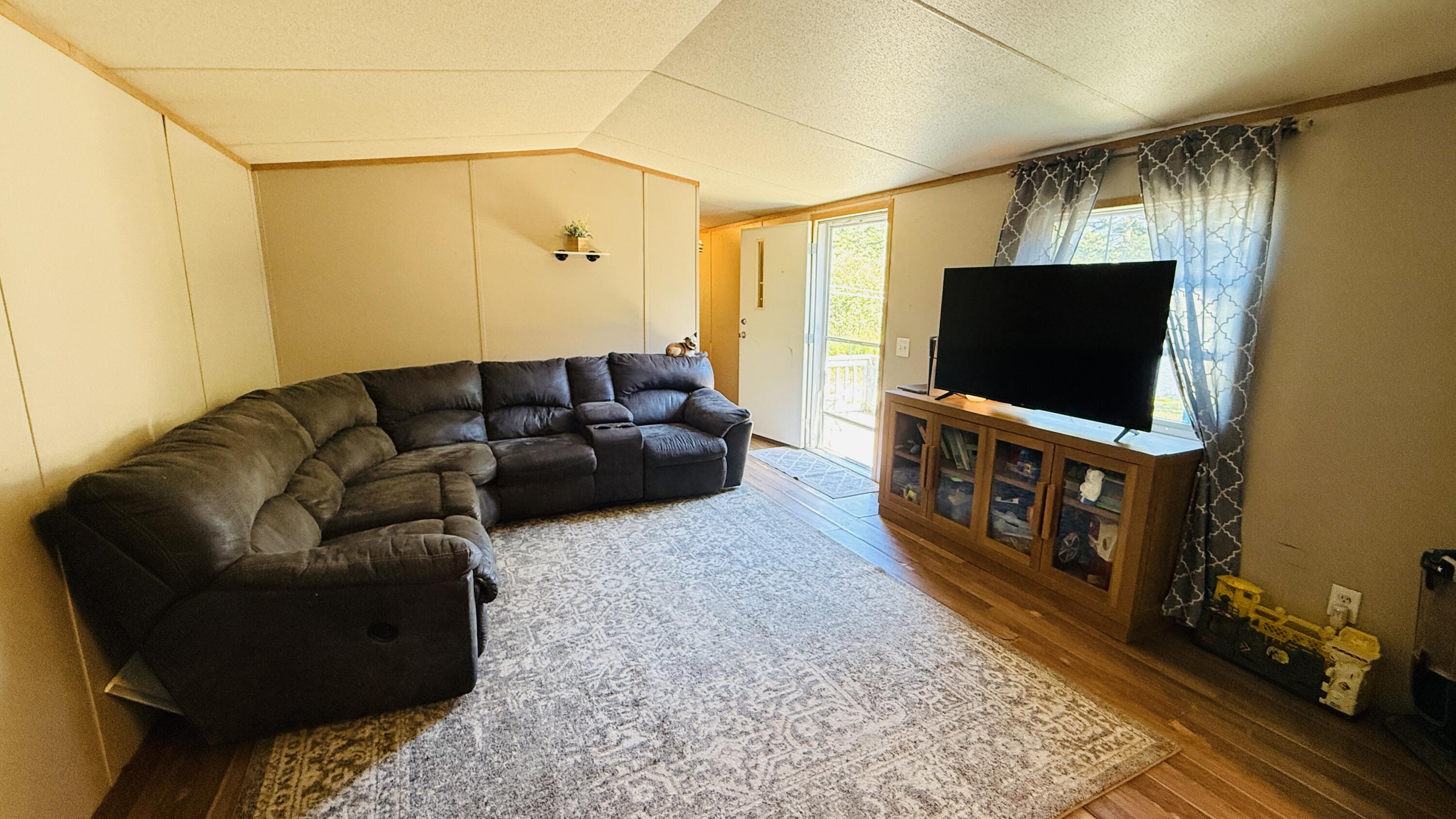 14 Frog Lane Lubec, ME 04652 - Photo 13 of 26 IMG_3733