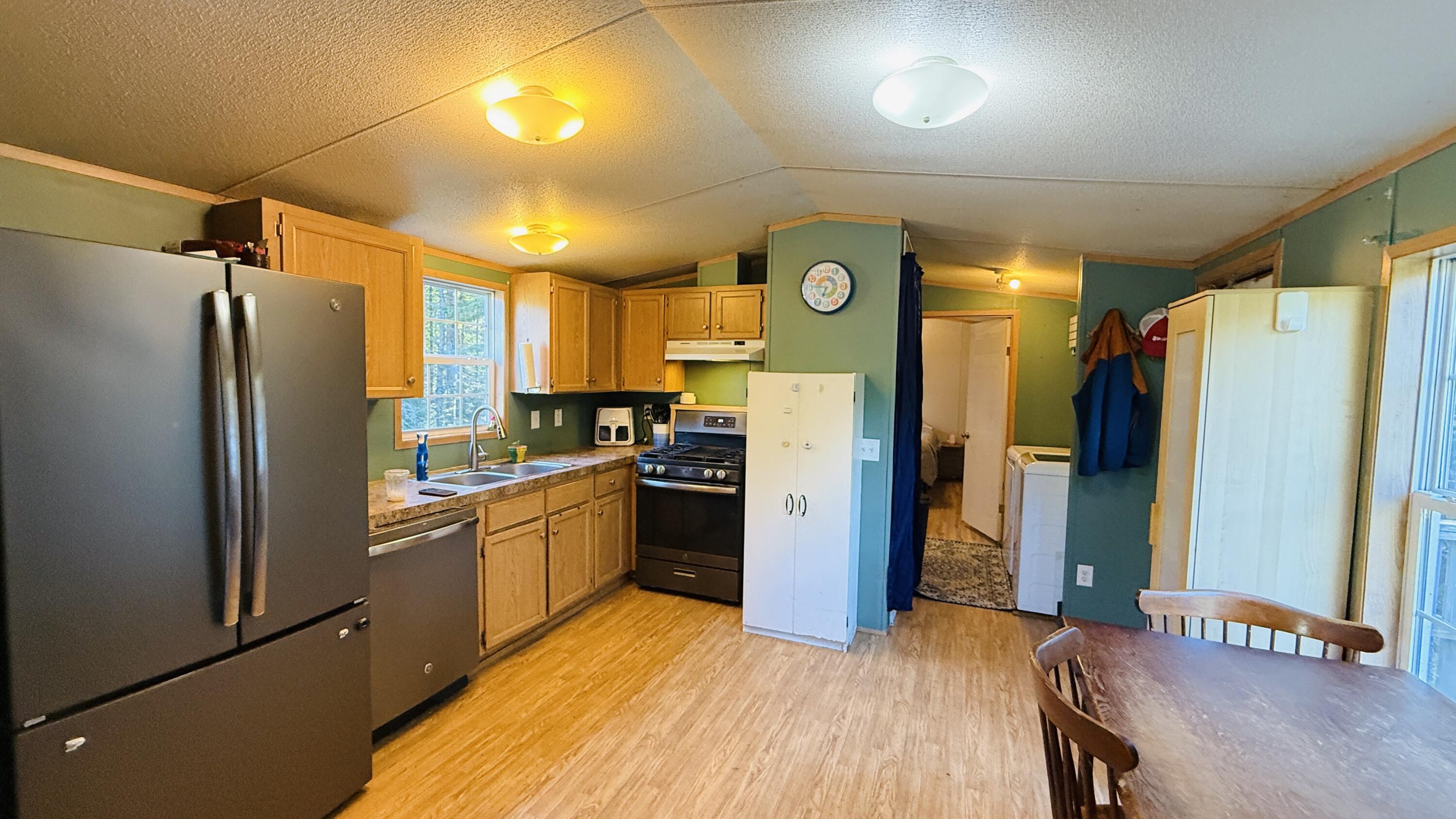 14 Frog Lane Lubec, ME 04652 - Photo 8 of 26 IMG_3744