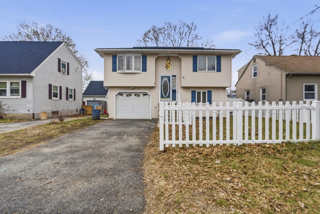 290 Tremont Street Springfield, MA 01104 - Photo 27 of 28
