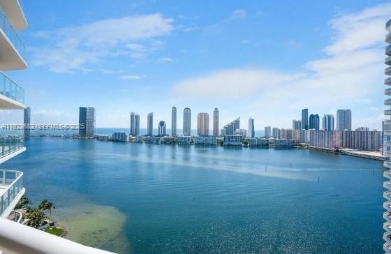 4000 Island Boulevard, Unit 2301 Aventura, FL 33160 - Photo 8 of 50 a view of a city