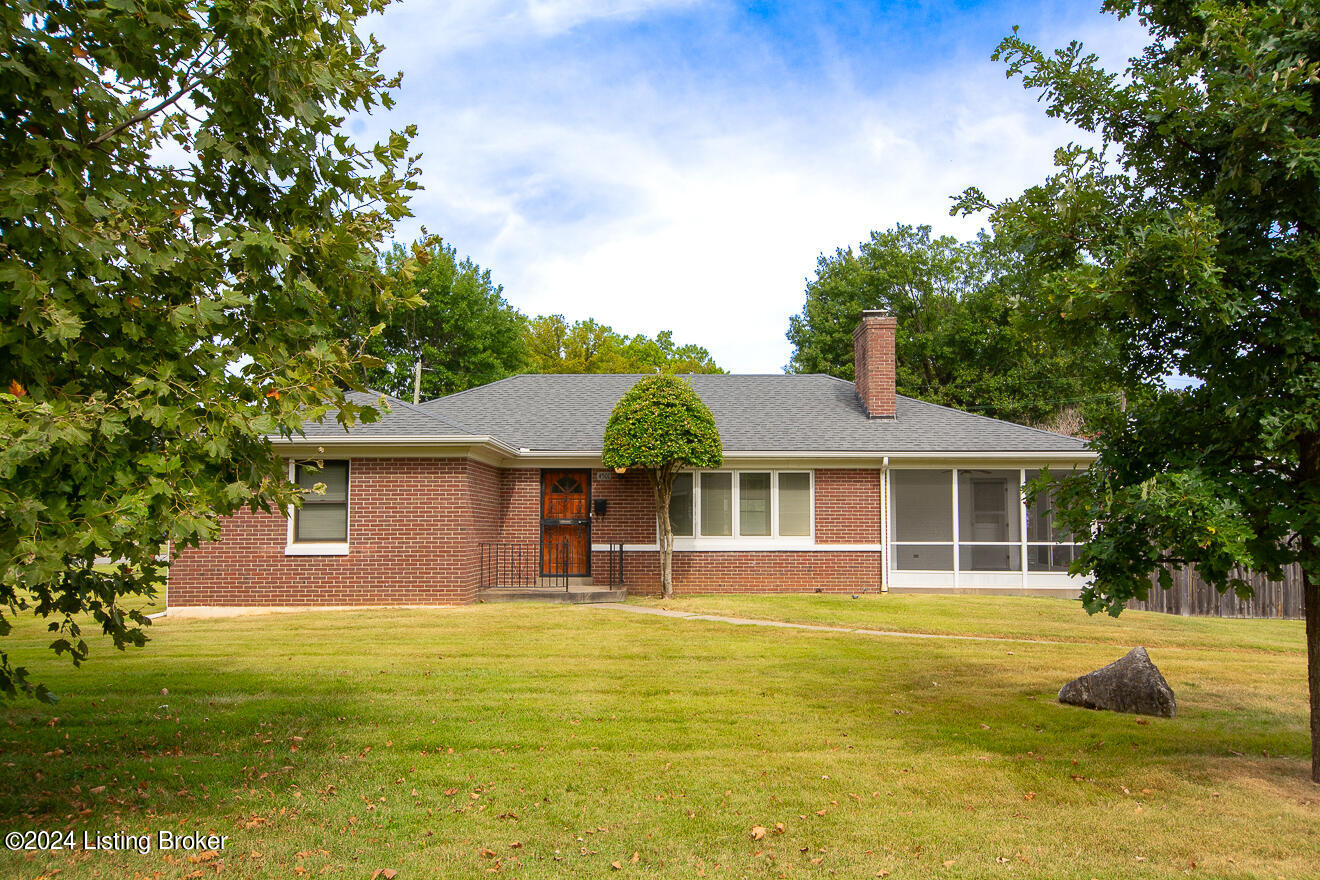 4301 Lincoln Road Louisville, KY 40220 - Photo 2 of 42 Front of Home