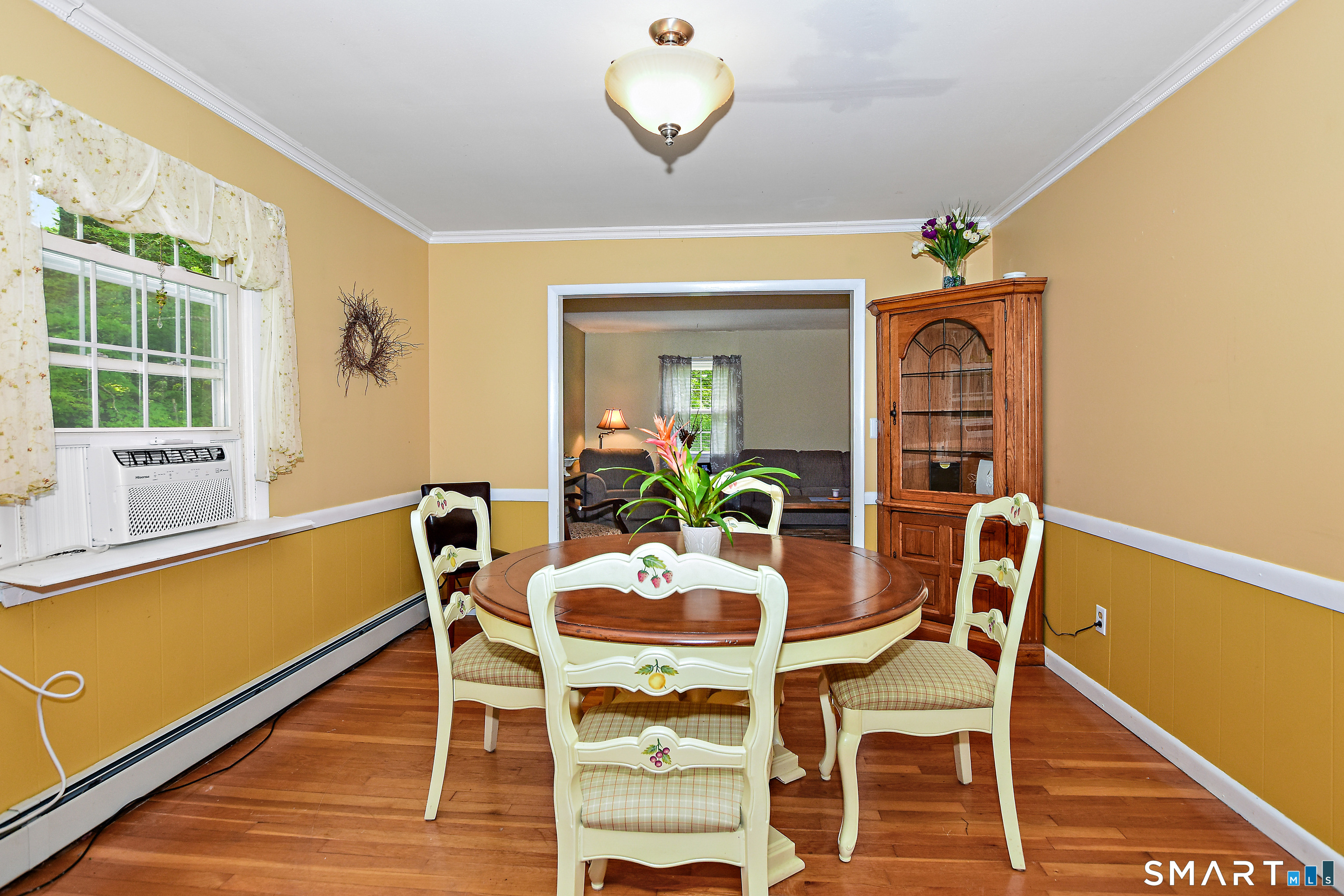 460 North Bigelow Road Hampton, CT 06247 - Photo 5 of 38 Main Floor