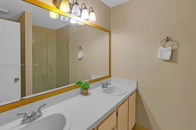 $325,000 | 2552 Northwest 99th Avenue, Coral Springs, FL 33065