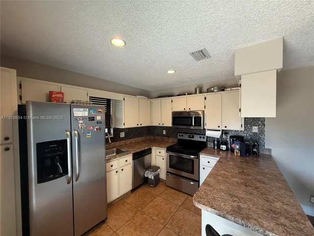 $325,000 | 2552 Northwest 99th Avenue, Coral Springs, FL 33065