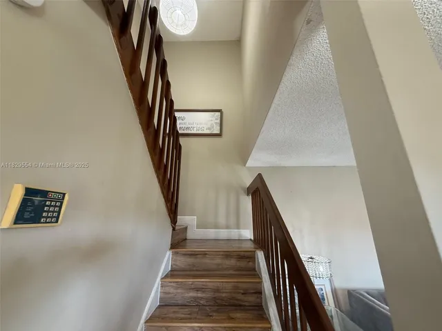 $325,000 | 2552 Northwest 99th Avenue, Coral Springs, FL 33065