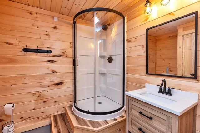 $599,000 | 664 Tigola Trail, Stoddard, NH 03280