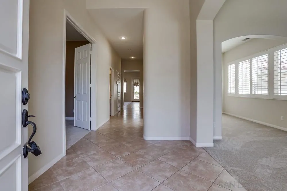 710 Greyfield Court Fallbrook, CA 92028 - Photo 8 of 28