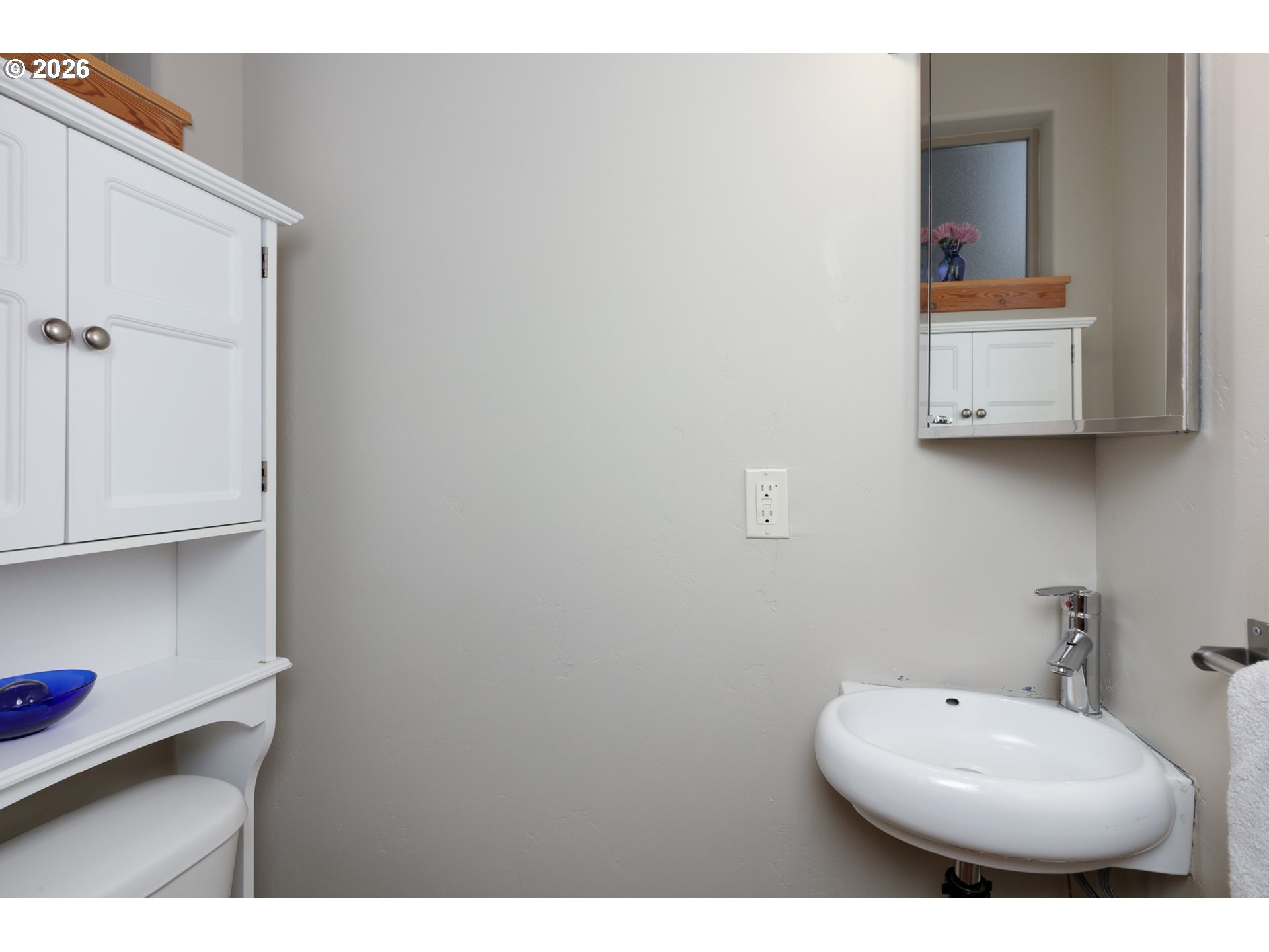 3117 May Street Hood River, OR 97031 - Photo 11 of 20