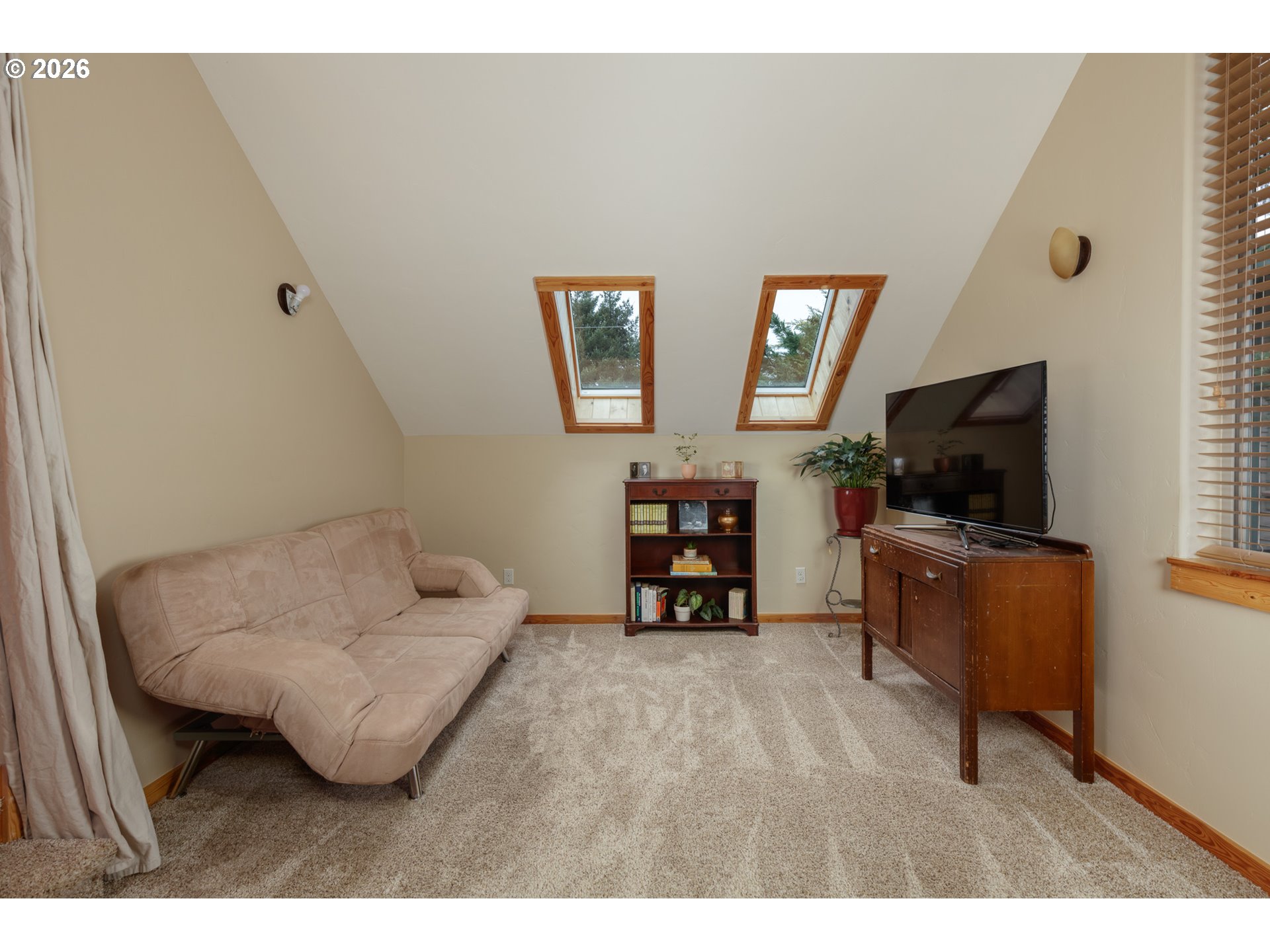 3117 May Street Hood River, OR 97031 - Photo 13 of 20