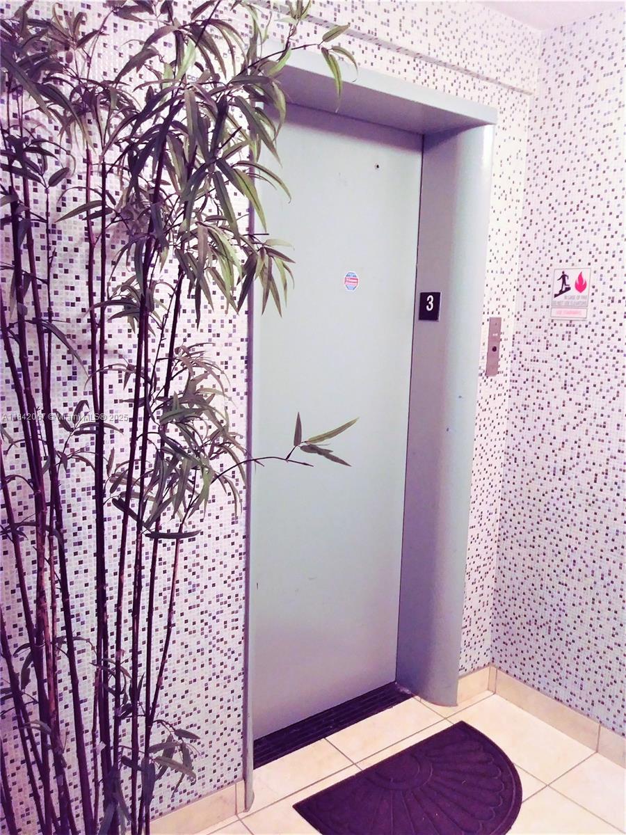 16801 Northeast 14th Avenue, Unit 209 Miami, FL 33162 - Photo 25 of 28