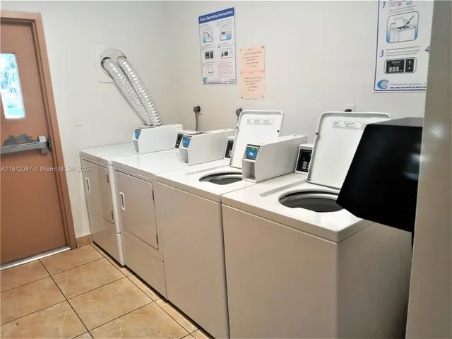 $1,900 | 16801 Northeast 14th Avenue, Unit 209, Miami, FL 33162