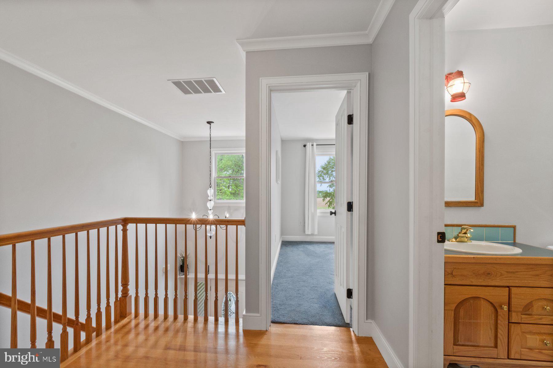 11207 Keymar Road Woodsboro, MD 21798 - Photo 24 of 38 Upstairs hallway