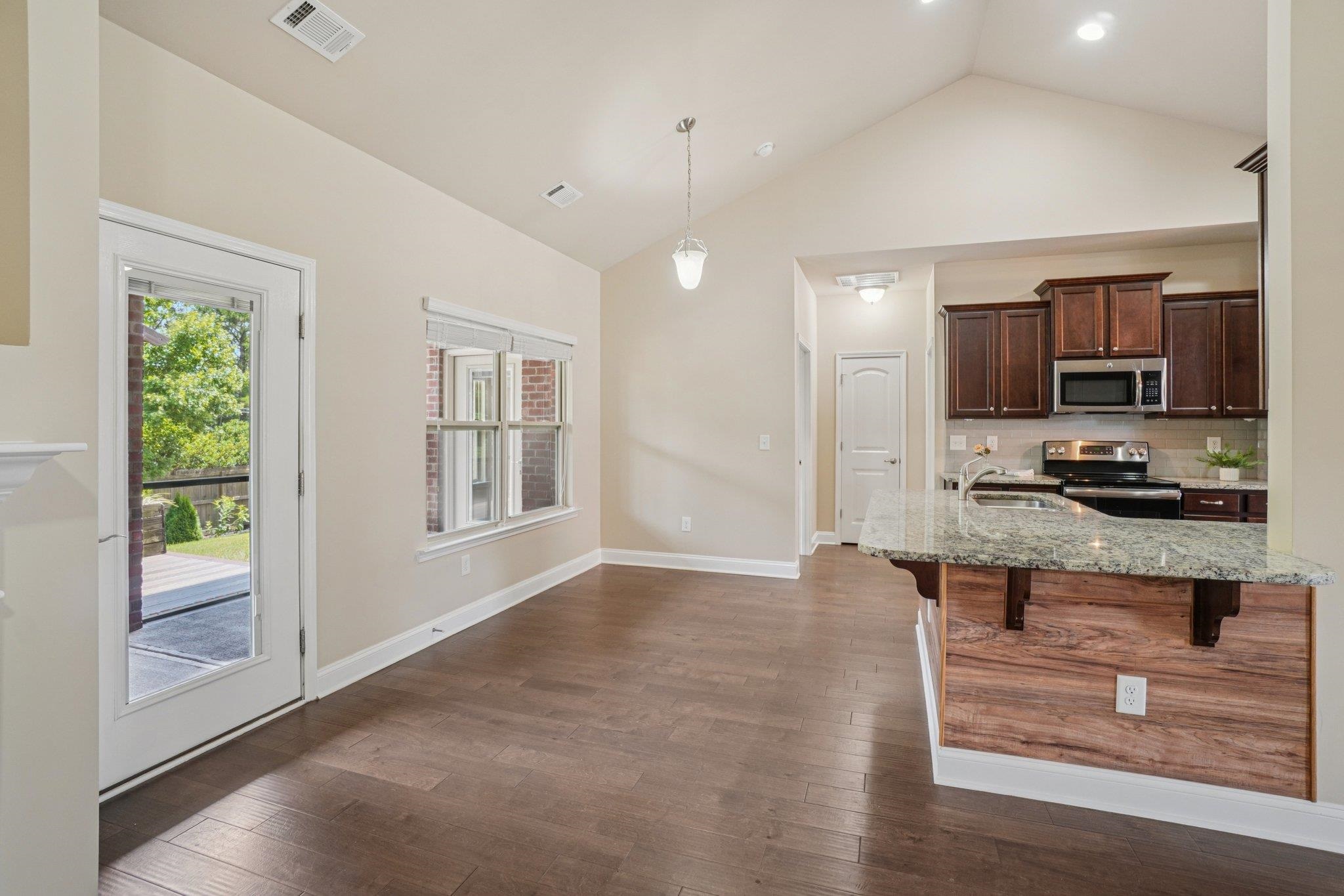 317 Rabbit Run Trail Simpsonville, SC 29681 - Photo 13 of 32 Gallery Image 13
